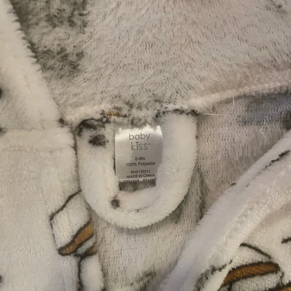 Baby Kiss | fluffy car robe | baby boy 0-9 mo